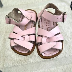 Pink Saltwater Sandals size 5 toddler